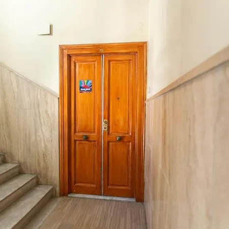 Mann House Апартаменты